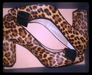 Ann Taylor Leopard Print hair calf bow pump